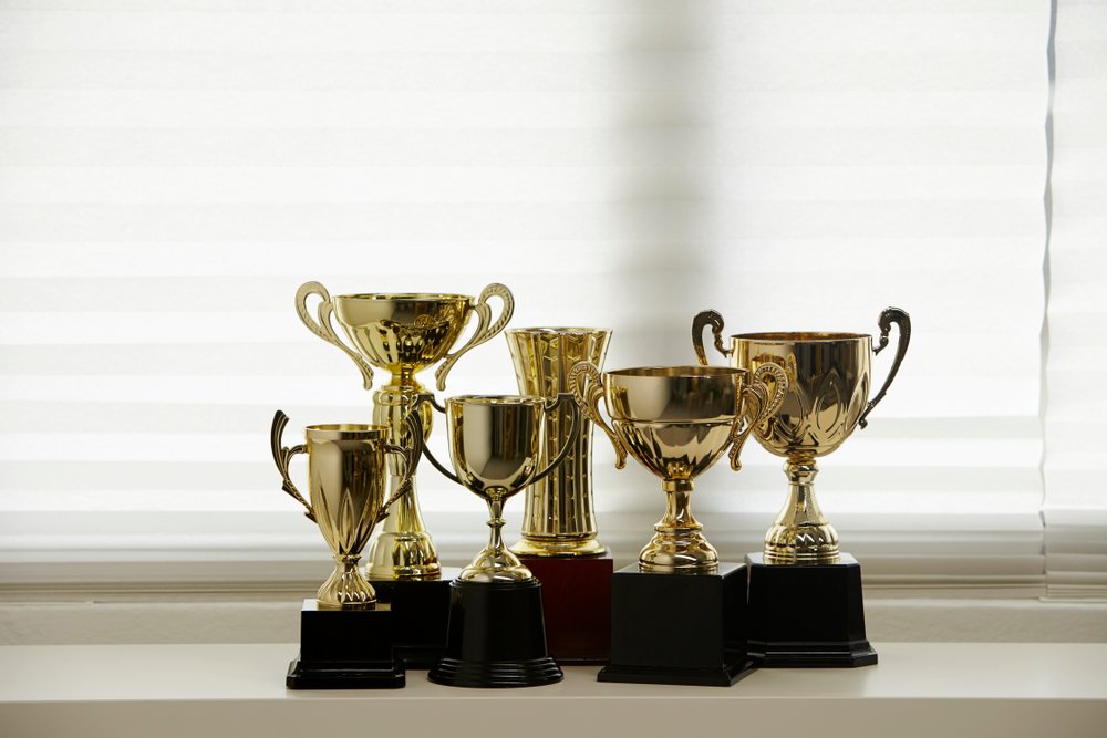 How to Organize Trophies On-Site for a Smooth Awards Ceremony (Step-by-Step Setup Guide)
