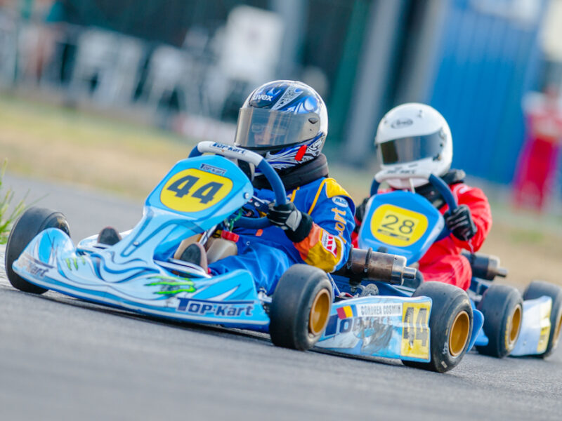 Kart racing