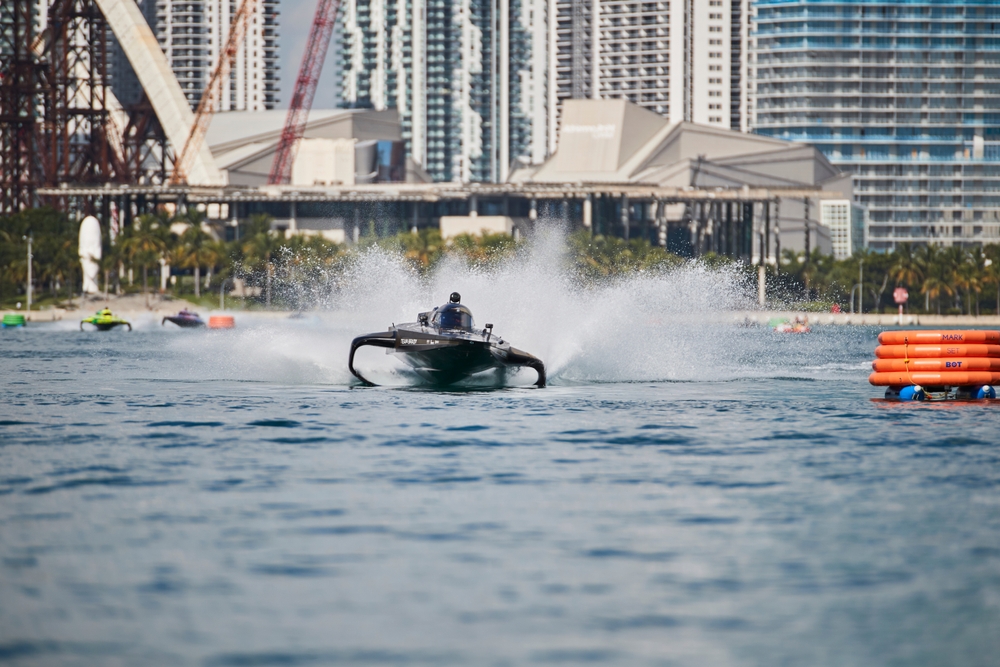 offshore boat racing
